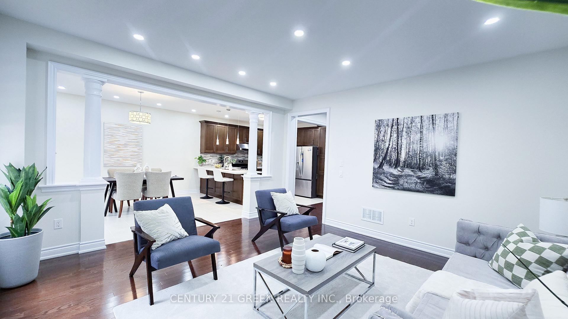 Photo 12 of 61 Magdalan Crescent, Richmond Hill, Jefferson — HOMEH