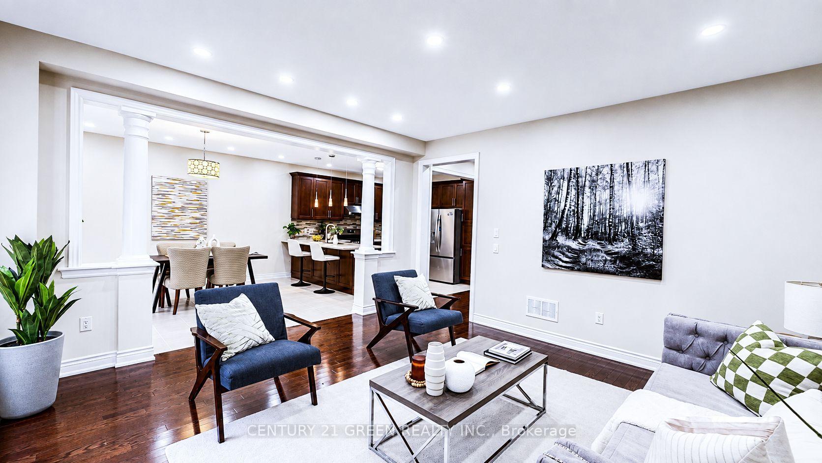 Photo 13 of 61 Magdalan Crescent, Richmond Hill, Jefferson — HOMEH