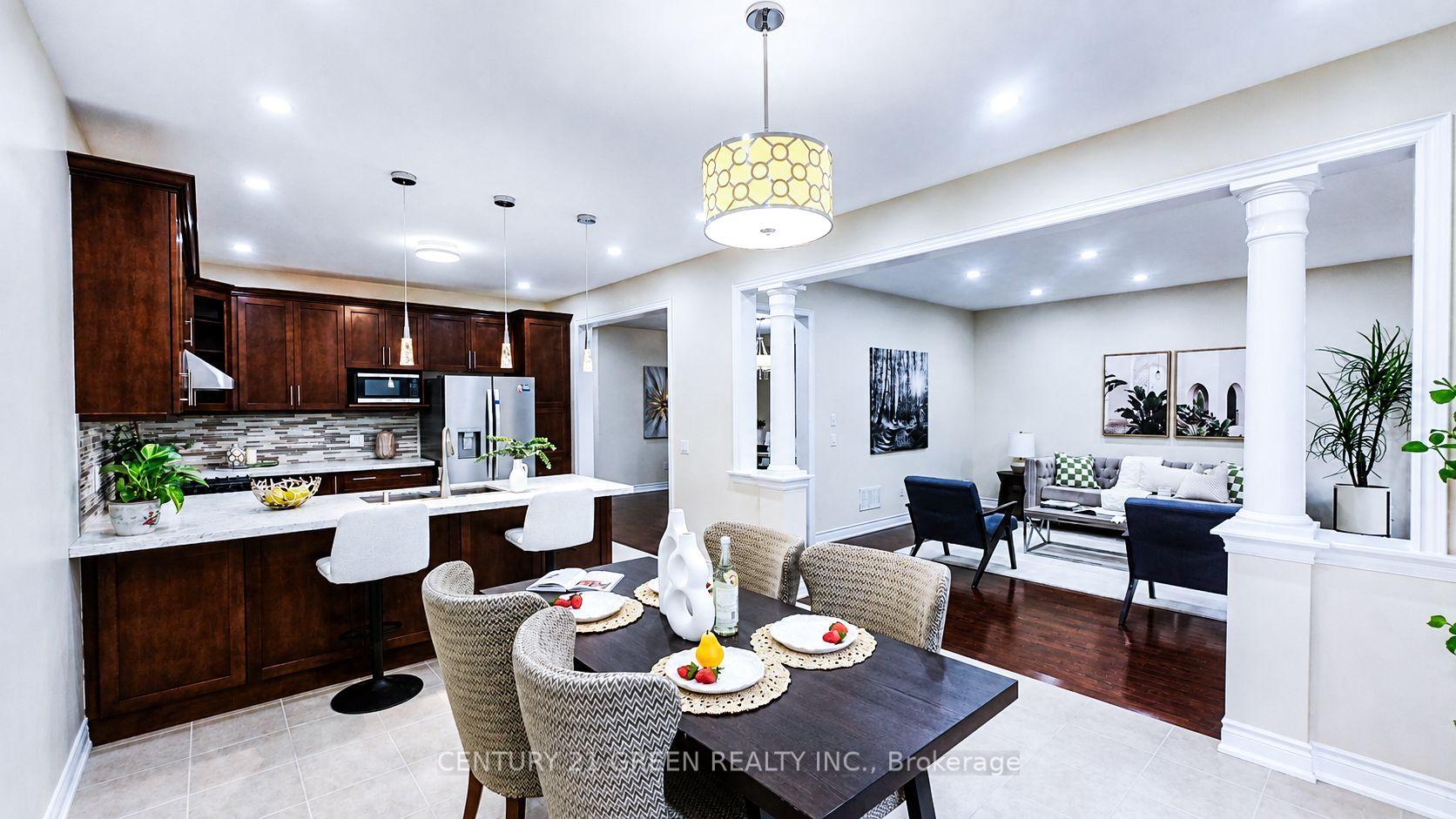 Photo 15 of 61 Magdalan Crescent, Richmond Hill, Jefferson — HOMEH