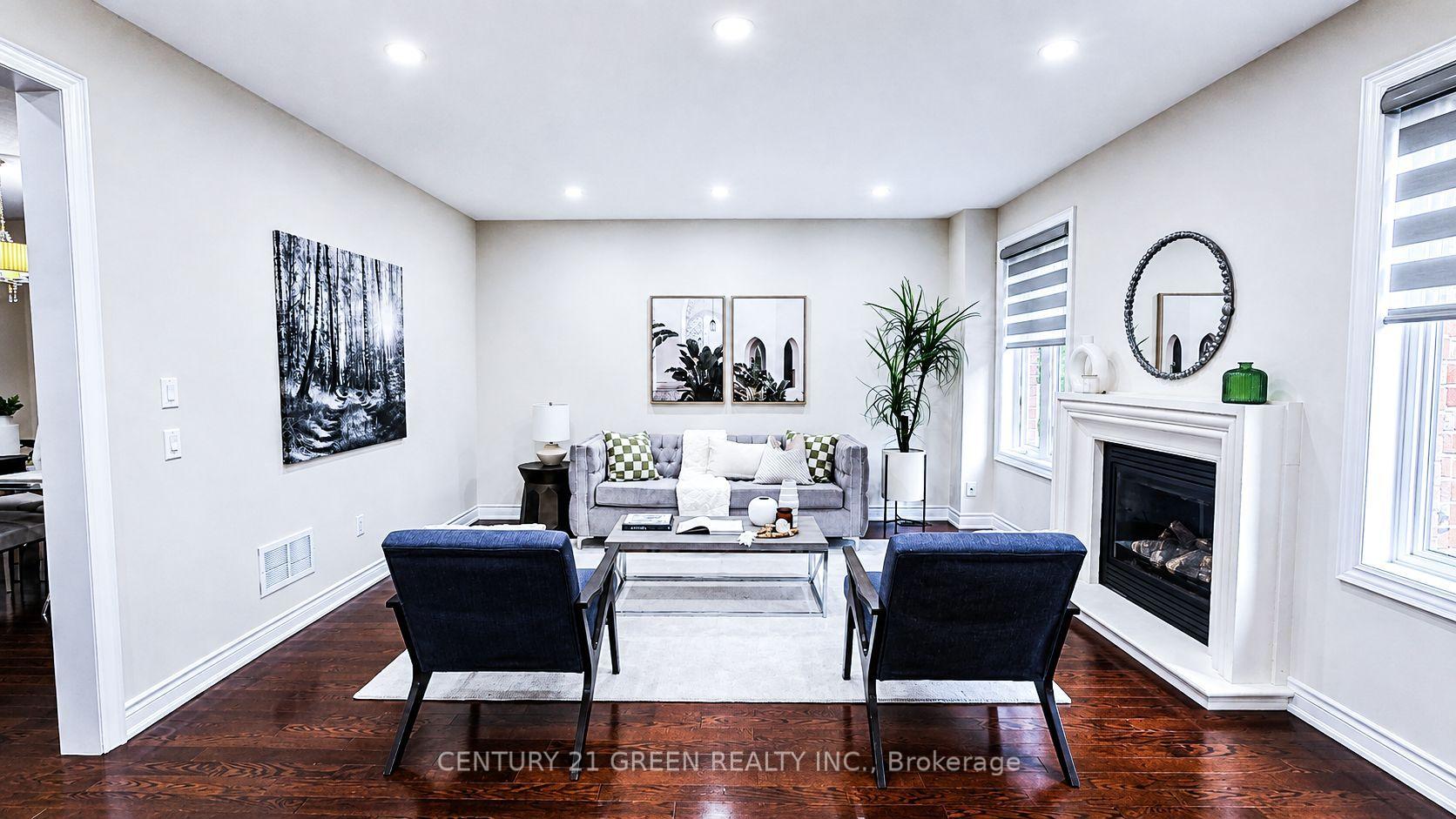 Photo 16 of 61 Magdalan Crescent, Richmond Hill, Jefferson — HOMEH