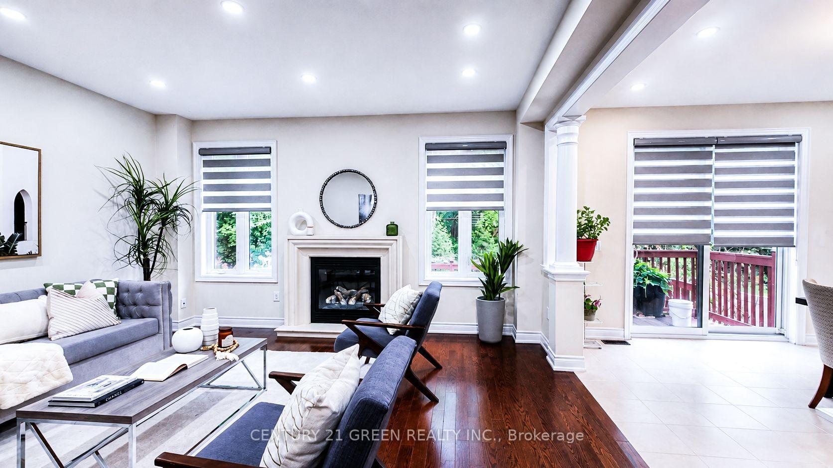 Photo 18 of 61 Magdalan Crescent, Richmond Hill, Jefferson — HOMEH