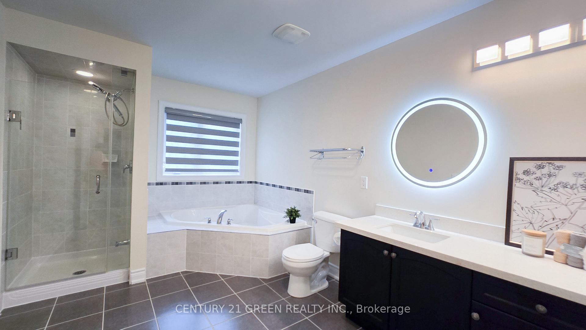 Photo 27 of 61 Magdalan Crescent, Richmond Hill, Jefferson — HOMEH