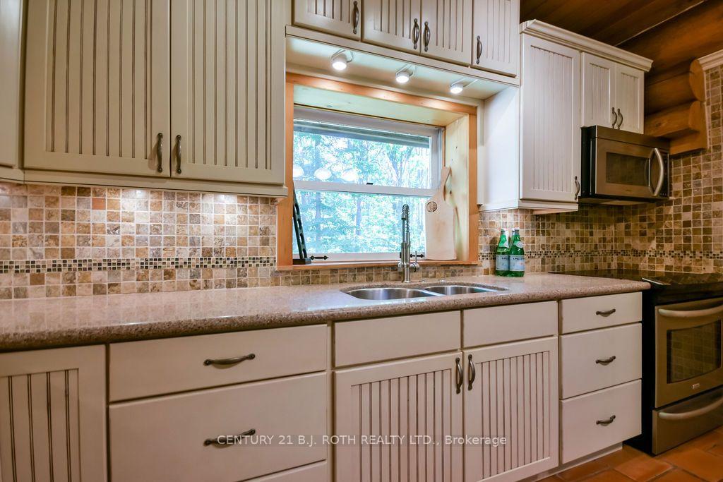 Photo 9 of 5222 6TH Line N, Oro-Medonte, Rural Oro-Medonte — HOMEH