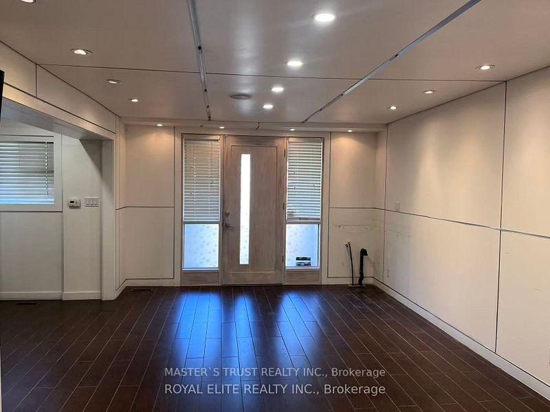 Photo 3 of 89 Finch Avenue E, North York, Willowdale East — HOMEH