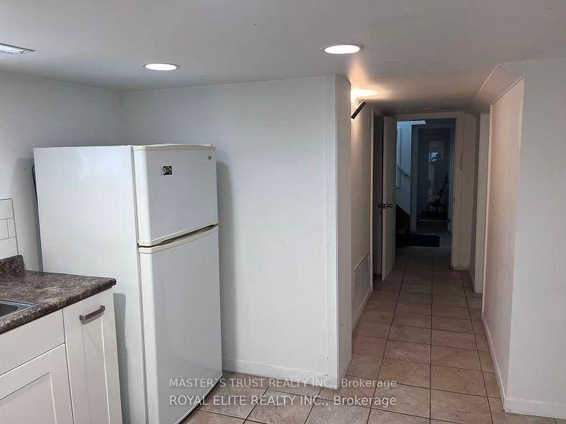 Photo 9 of 89 Finch Avenue E, North York, Willowdale East — HOMEH
