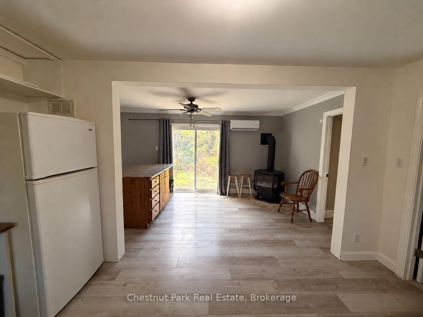 Photo 10 of 1041 Holiday Park Drive, Bracebridge, Macaulay — HOMEH