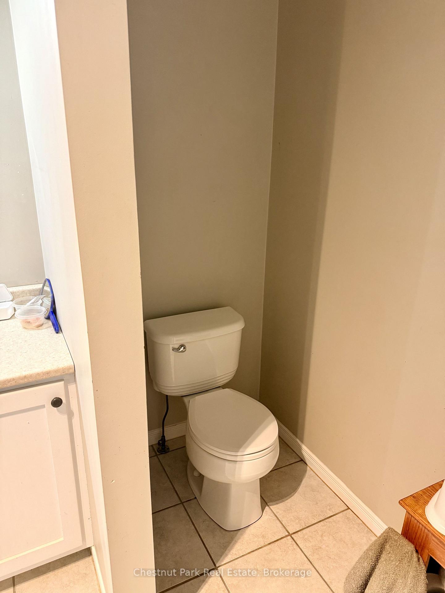Photo 15 of 1041 Holiday Park Drive, Bracebridge, Macaulay — HOMEH