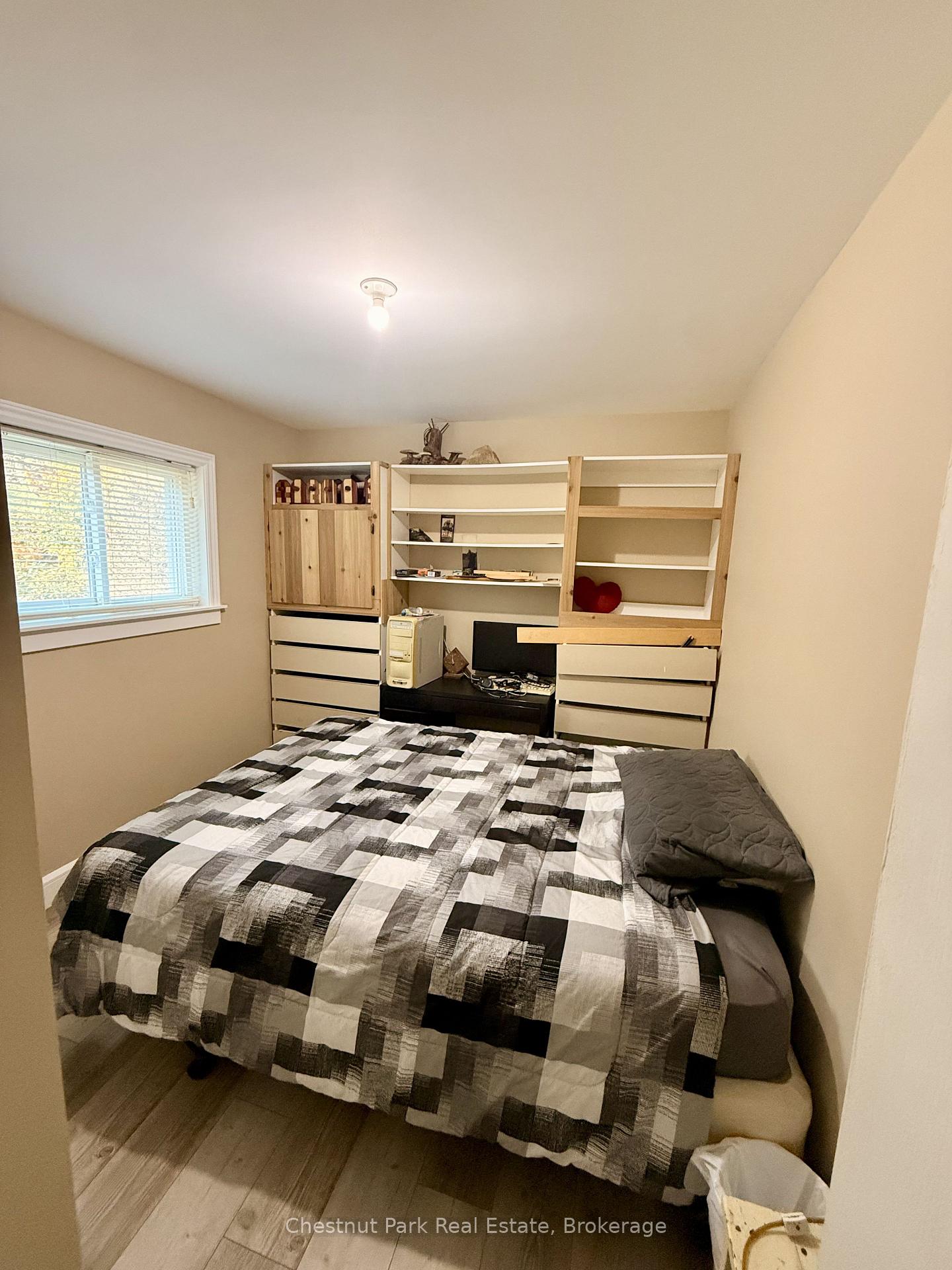 Photo 17 of 1041 Holiday Park Drive, Bracebridge, Macaulay — HOMEH