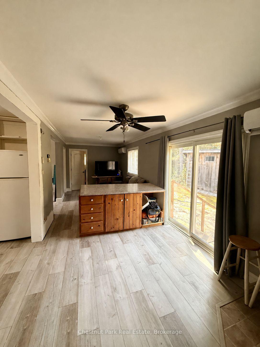 Photo 18 of 1041 Holiday Park Drive, Bracebridge, Macaulay — HOMEH