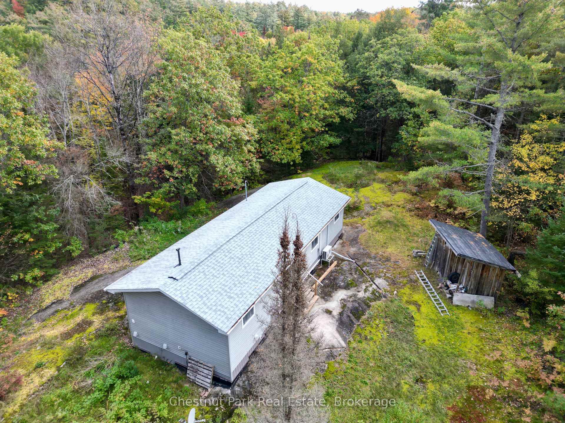 Photo 41 of 1041 Holiday Park Drive, Bracebridge, Macaulay — HOMEH