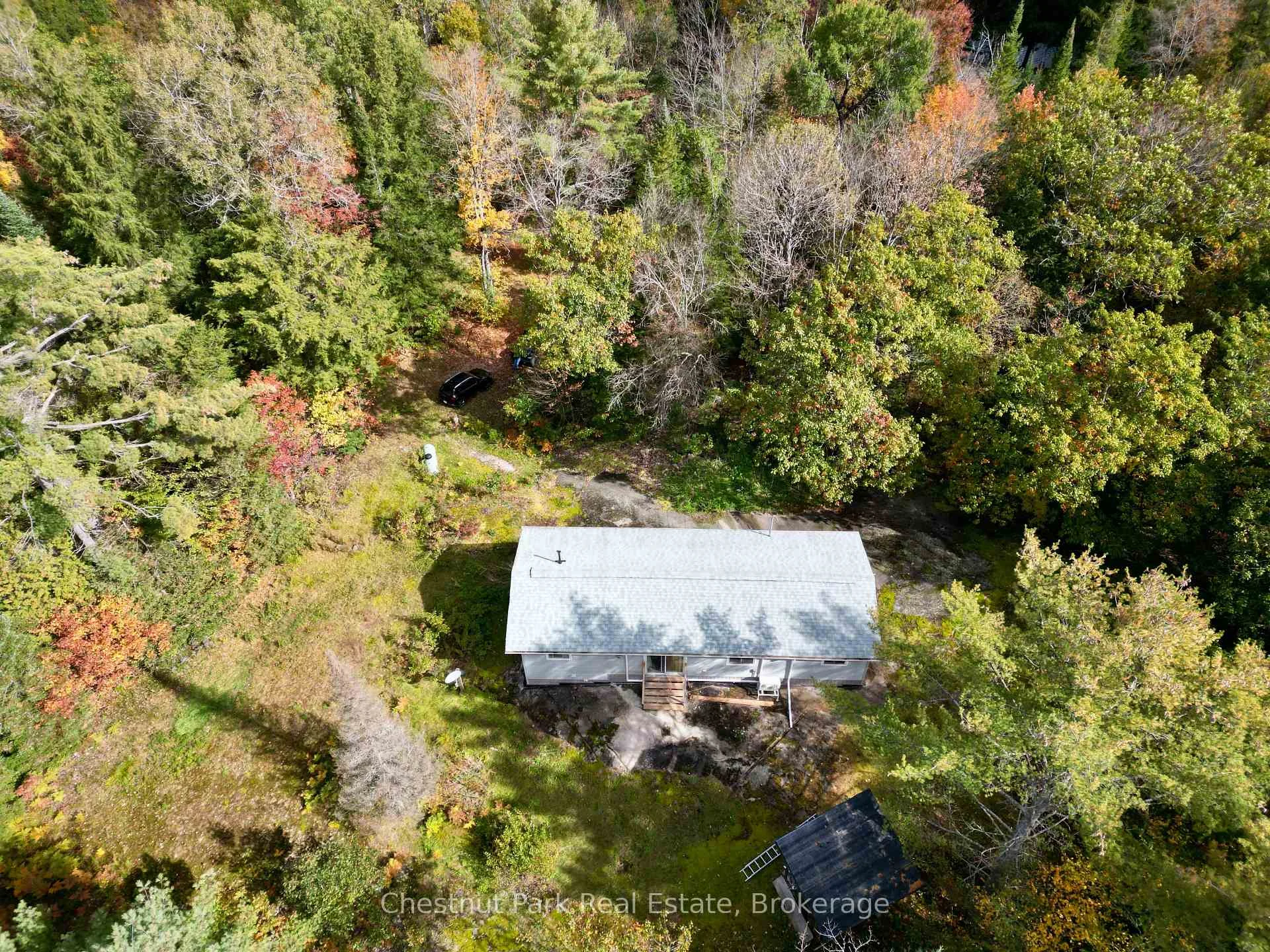 Photo 28 of 1041 Holiday Park Drive, Bracebridge, Macaulay — HOMEH