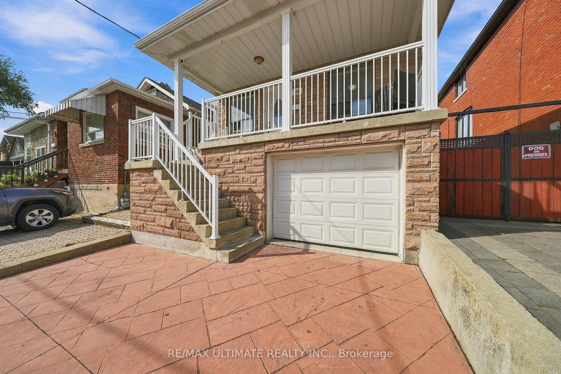 Photo 2 of 372 Blackthorn Avenue, Toronto, Keelesdale-Eglinton West — HOMEH