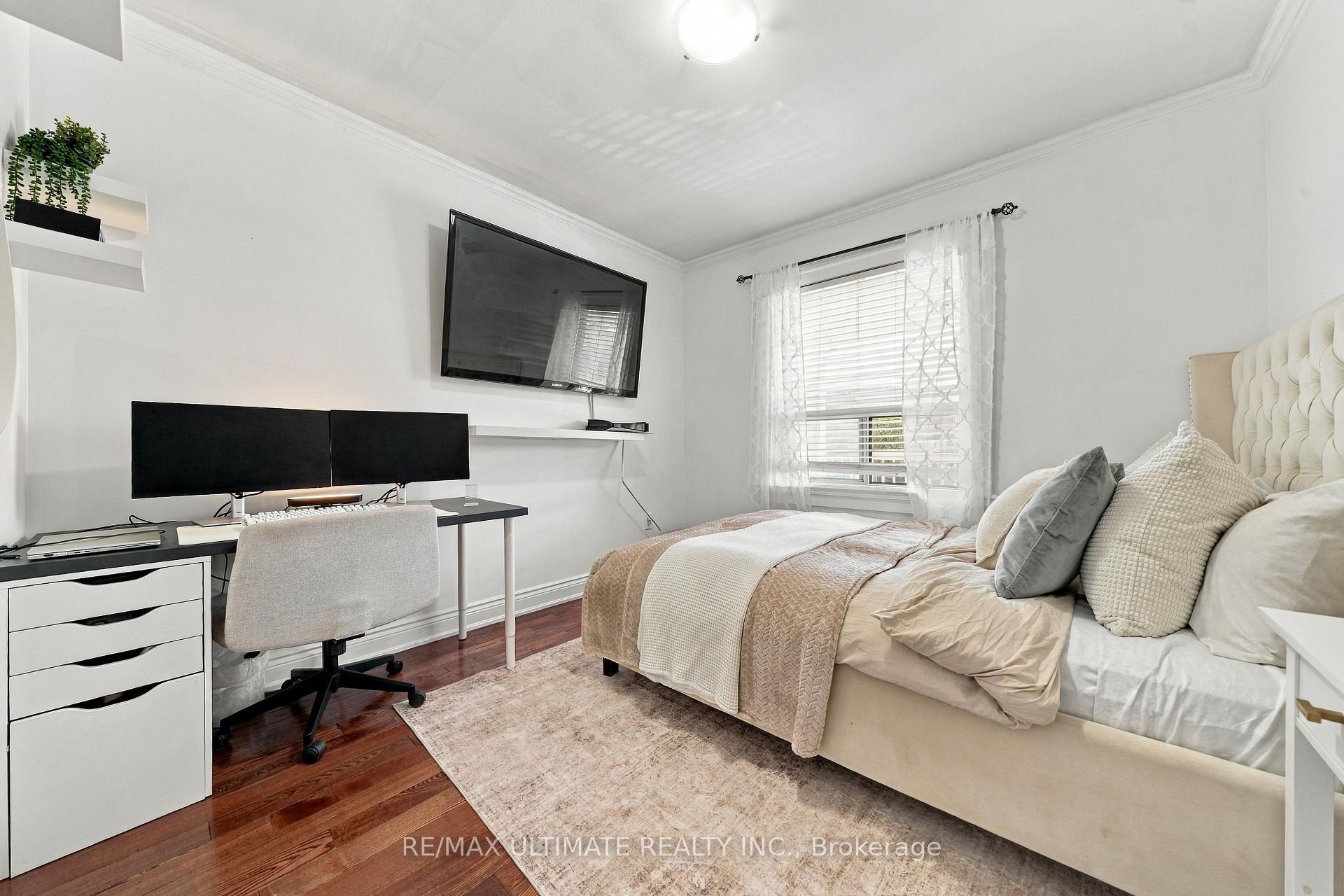 Photo 12 of 372 Blackthorn Avenue, Toronto, Keelesdale-Eglinton West — HOMEH