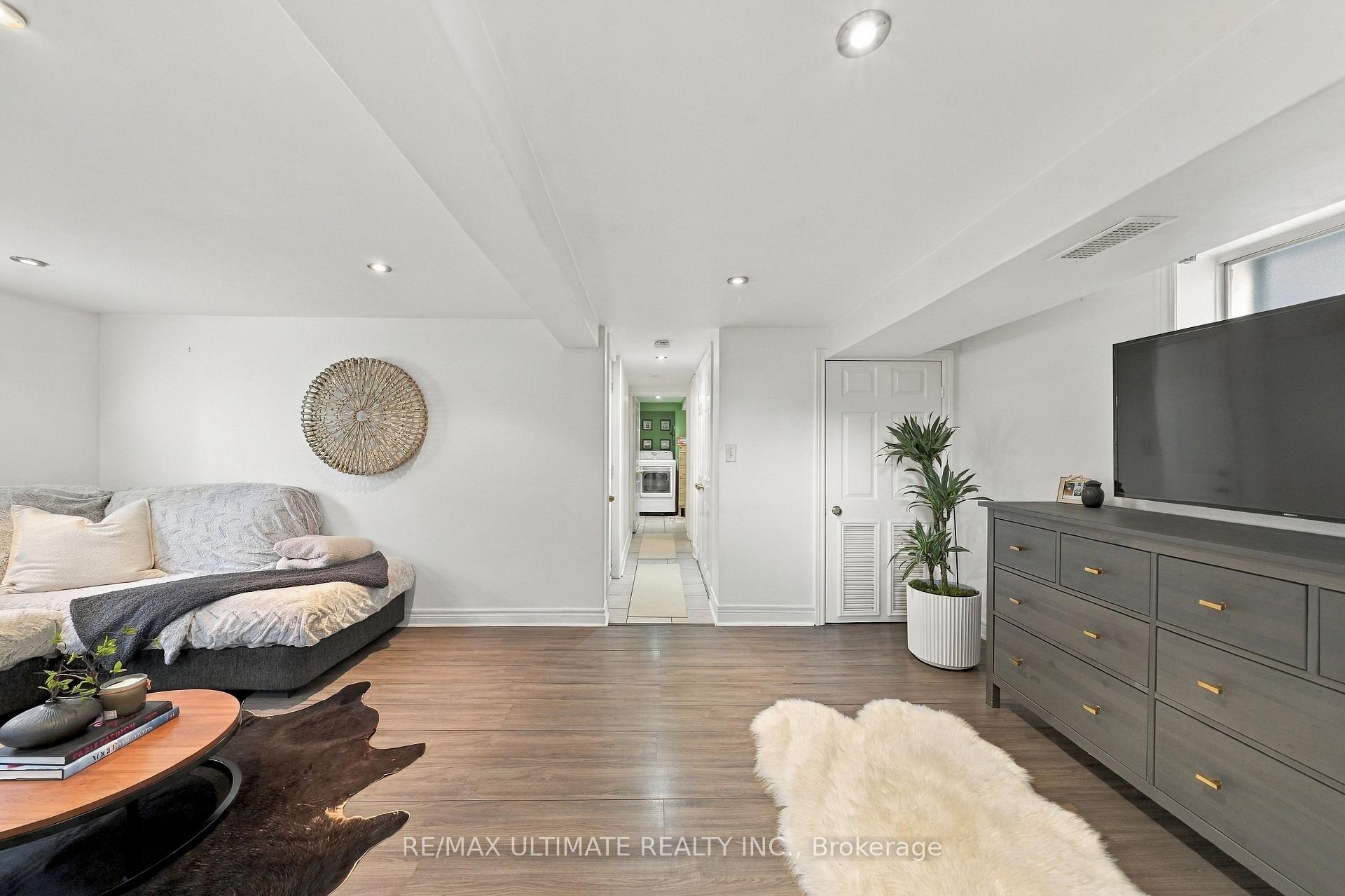 Photo 17 of 372 Blackthorn Avenue, Toronto, Keelesdale-Eglinton West — HOMEH