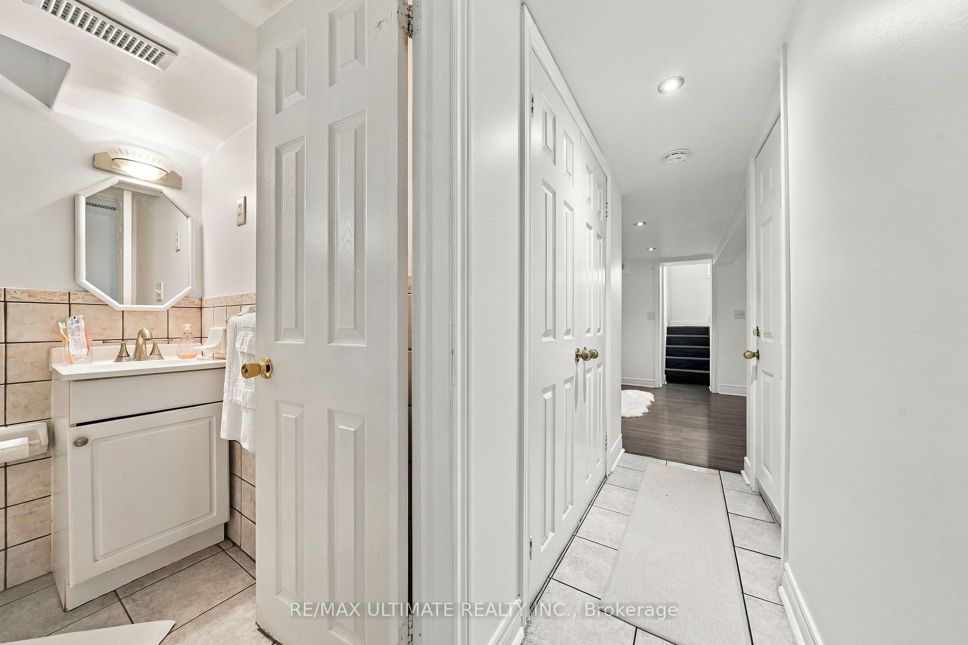 Photo 20 of 372 Blackthorn Avenue, Toronto, Keelesdale-Eglinton West — HOMEH