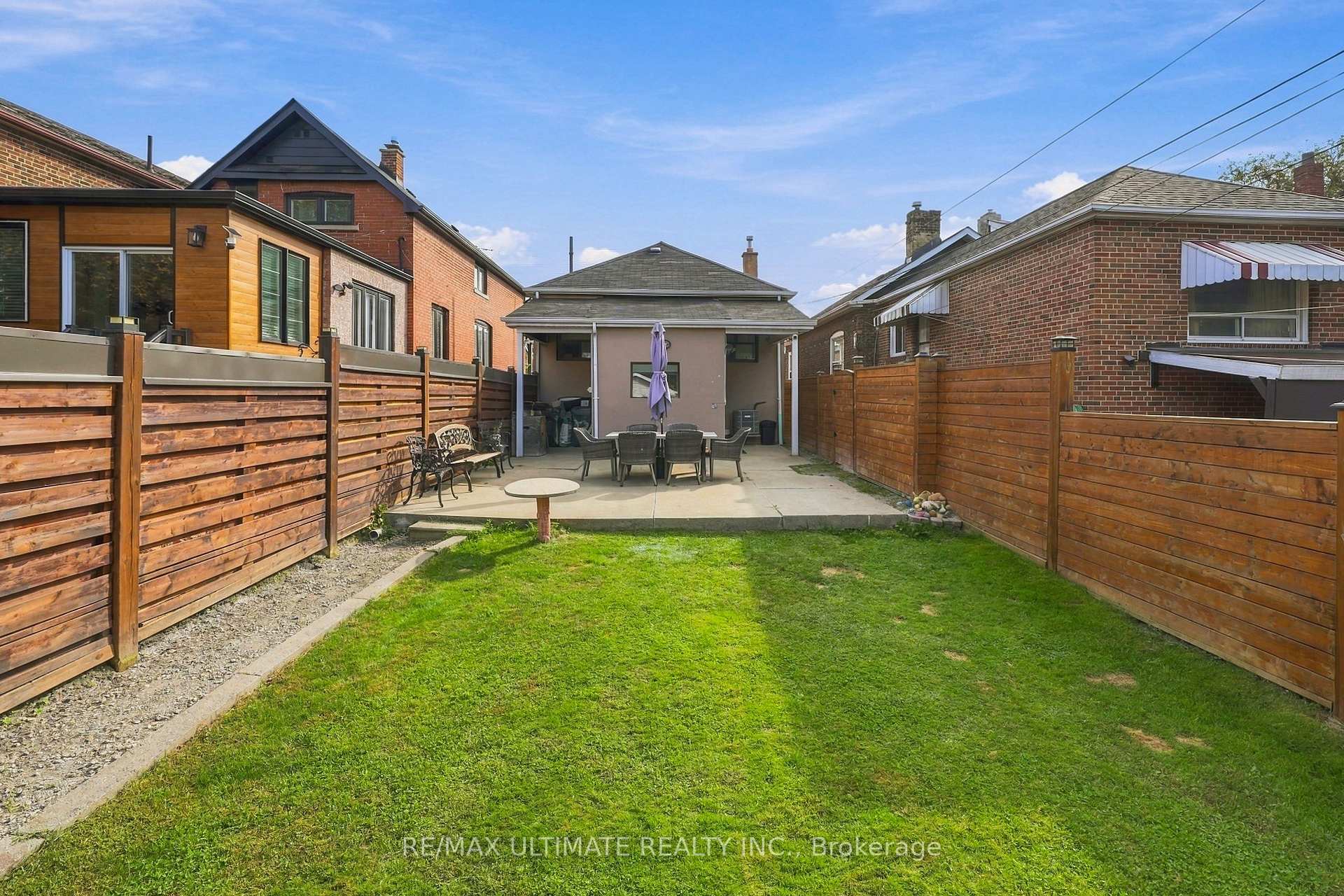 Photo 22 of 372 Blackthorn Avenue, Toronto, Keelesdale-Eglinton West — HOMEH