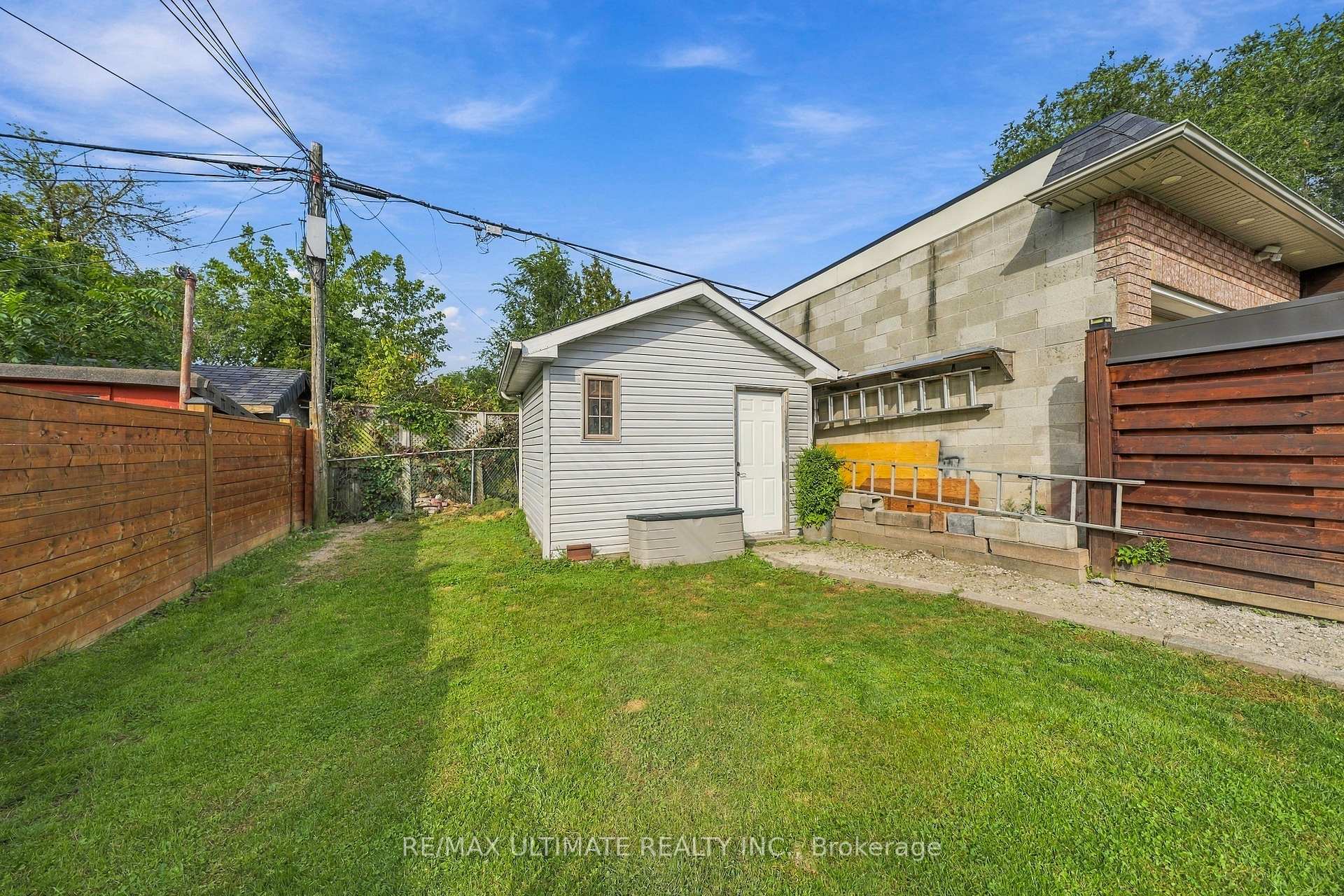 Photo 23 of 372 Blackthorn Avenue, Toronto, Keelesdale-Eglinton West — HOMEH