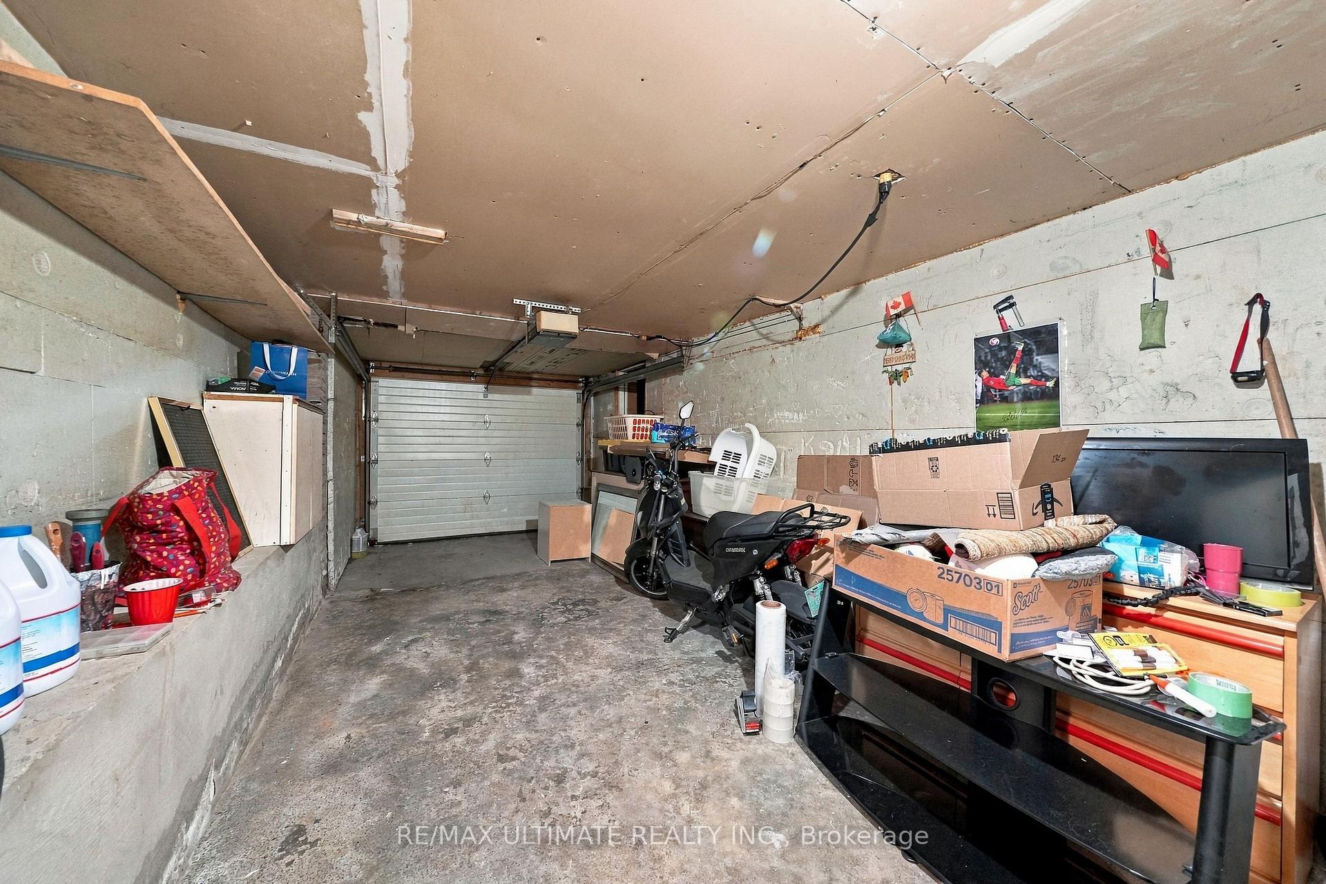 Photo 27 of 372 Blackthorn Avenue, Toronto, Keelesdale-Eglinton West — HOMEH