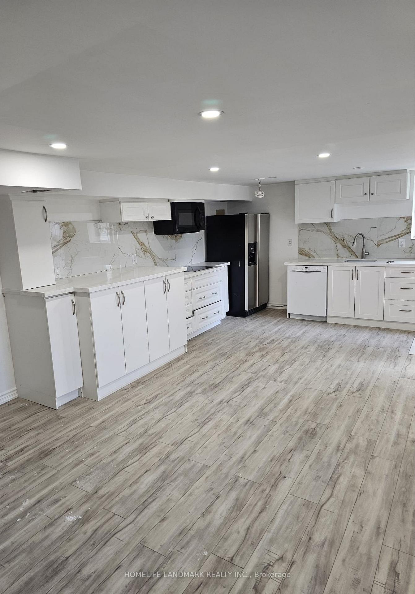 Photo 1 of 165 Ellwood Drive W, Caledon, Bolton West — HOMEH