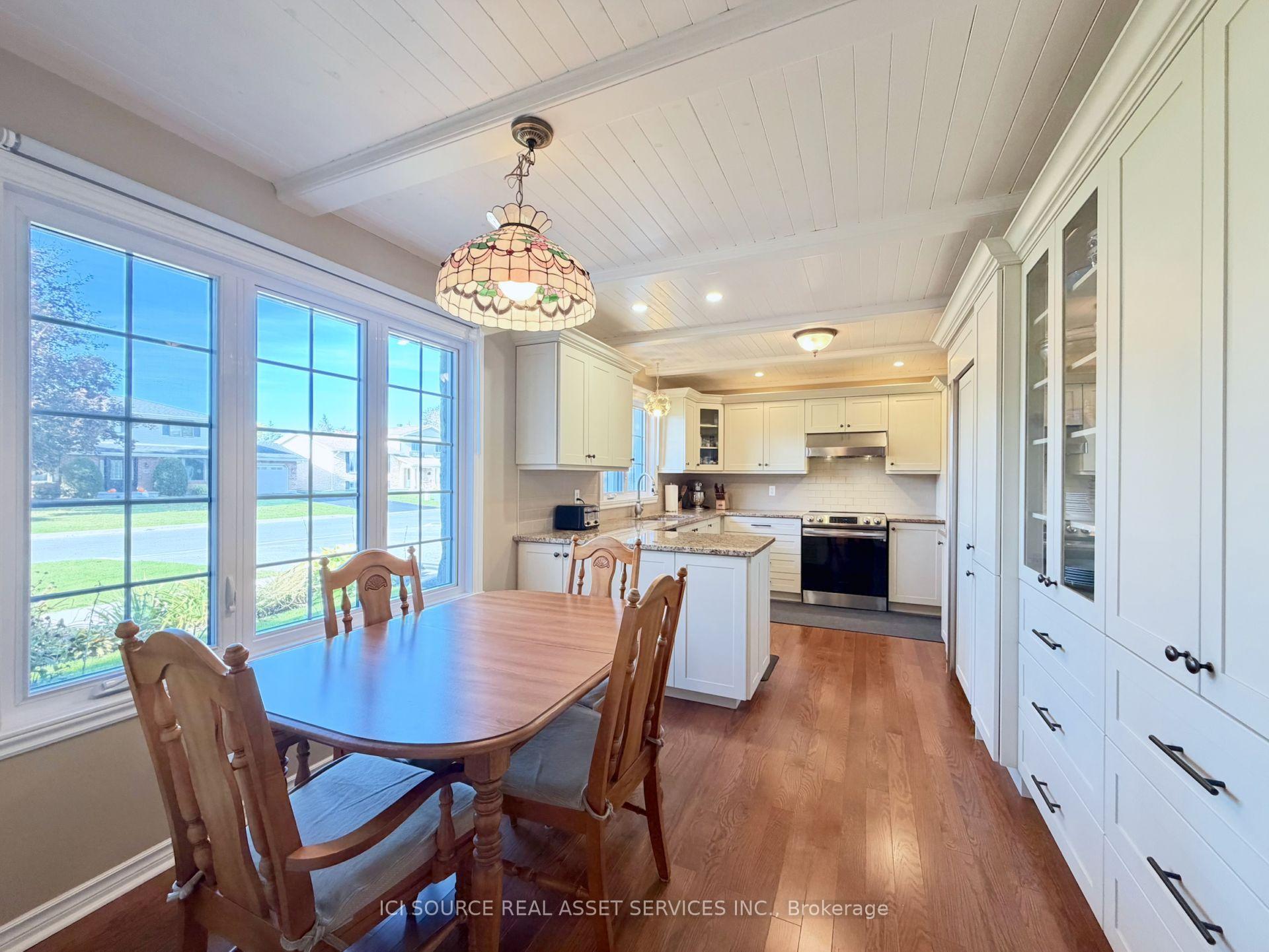 Photo 9 of 1920 Belvedere Crescent, Cornwall, Cornwall — HOMEH