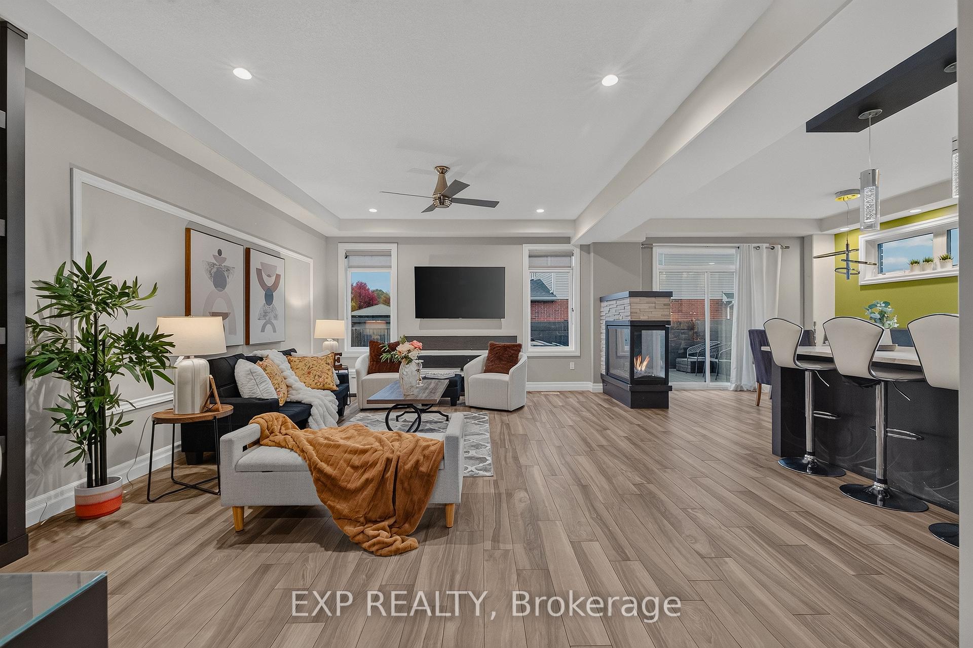 Photo 3 of 268 Birkinshaw Road, Cambridge, Christopher-Champlain — HOMEH