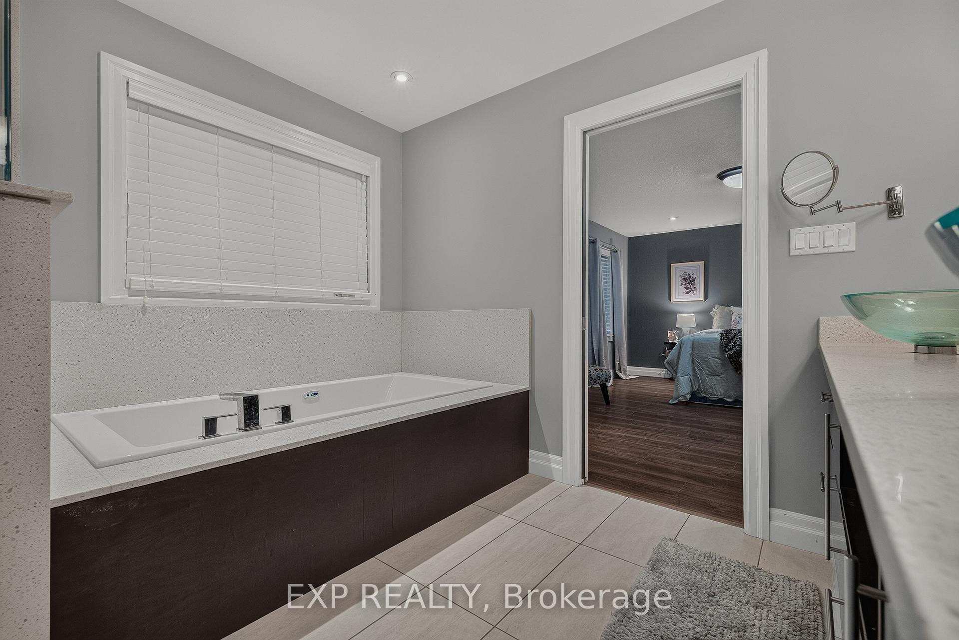 Photo 22 of 268 Birkinshaw Road, Cambridge, Christopher-Champlain — HOMEH