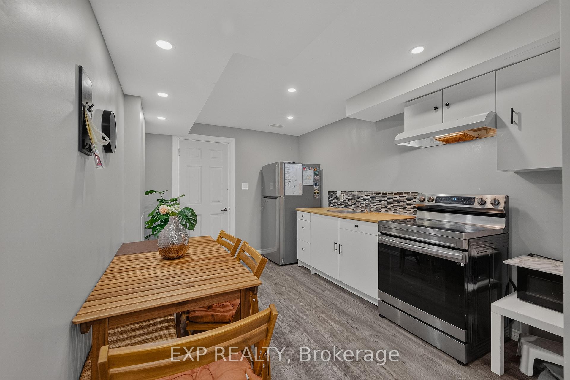 Photo 29 of 268 Birkinshaw Road, Cambridge, Christopher-Champlain — HOMEH