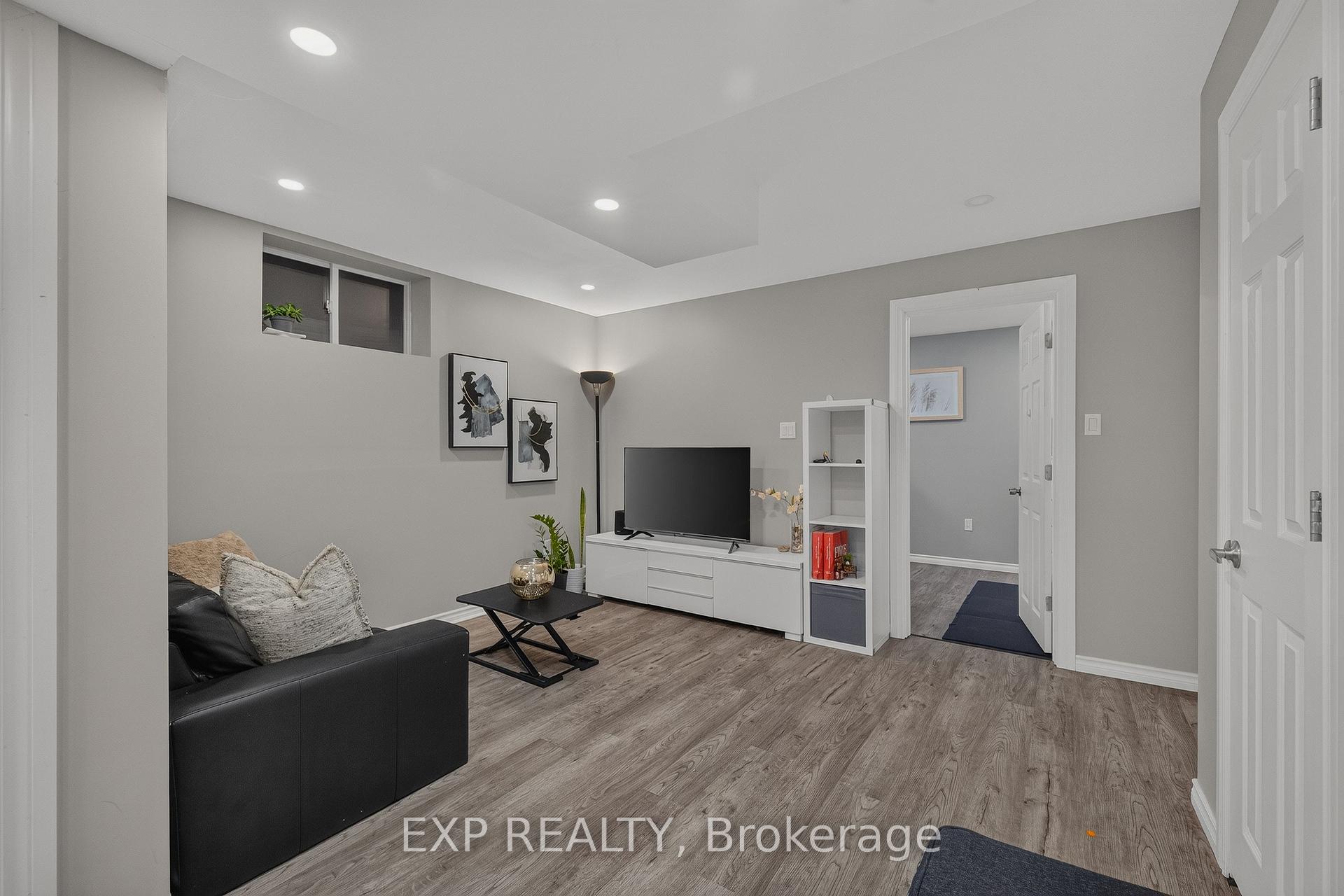 Photo 31 of 268 Birkinshaw Road, Cambridge, Christopher-Champlain — HOMEH