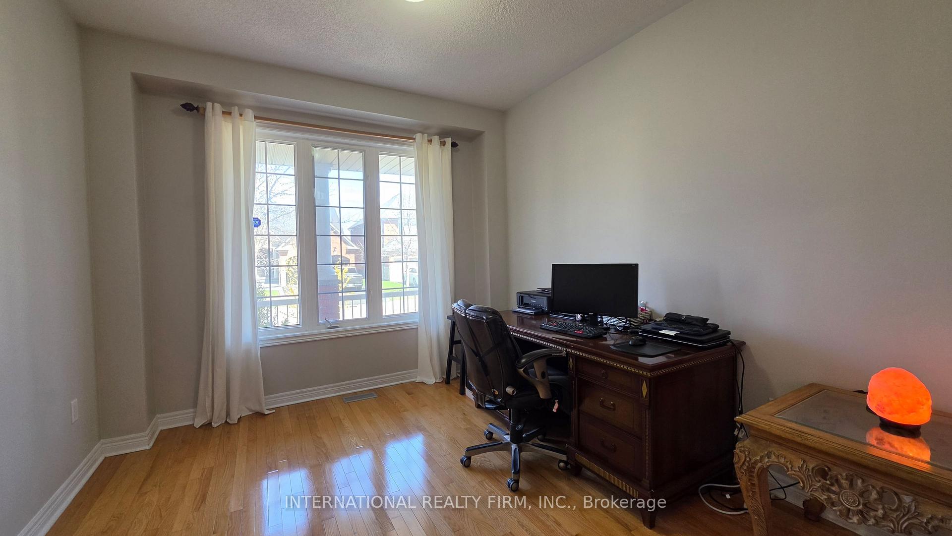 Photo 5 of 30 O'Hara Crescent, Richmond Hill, Jefferson — HOMEH