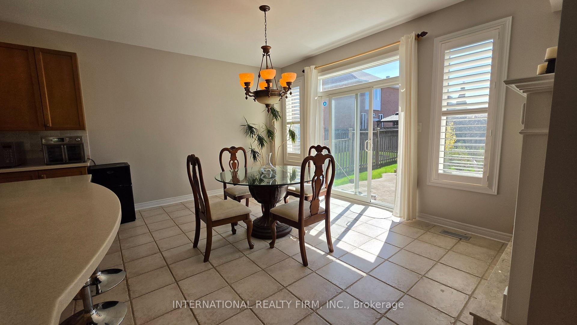 Photo 12 of 30 O'Hara Crescent, Richmond Hill, Jefferson — HOMEH