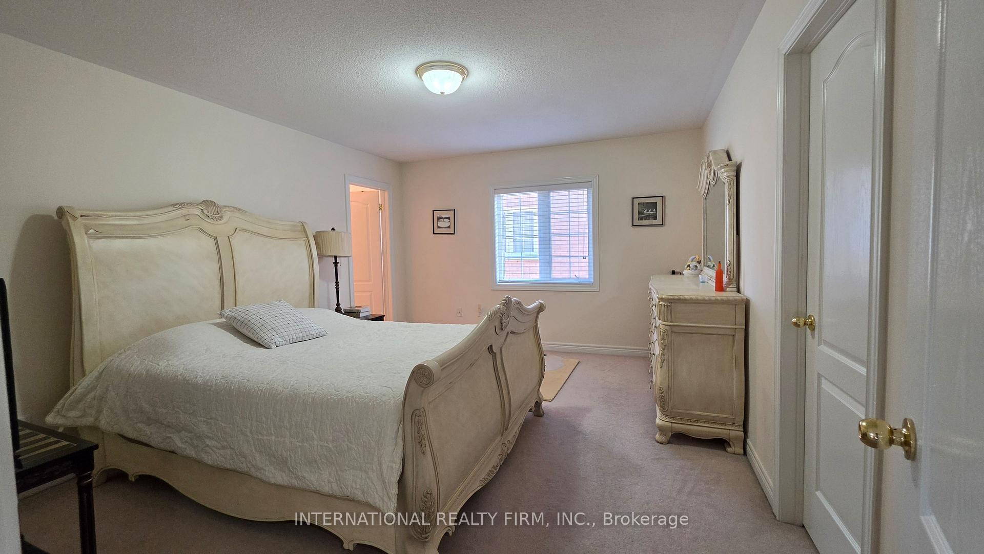 Photo 22 of 30 O'Hara Crescent, Richmond Hill, Jefferson — HOMEH