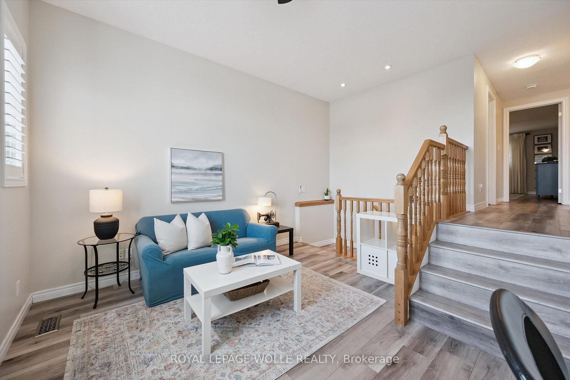 Photo 21 of 70 Inge Court, Kitchener, Bridgeport — HOMEH
