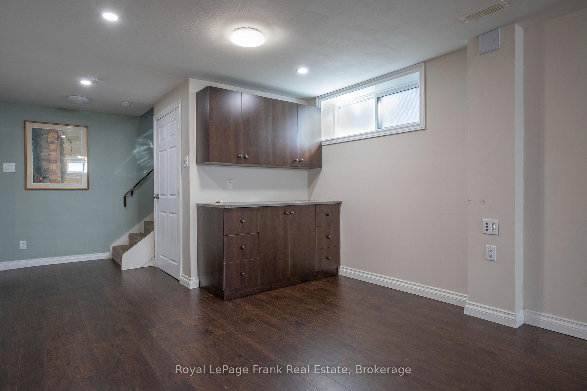 Photo 21 of 1014 McCullough Drive, Whitby, Downtown Whitby — HOMEH