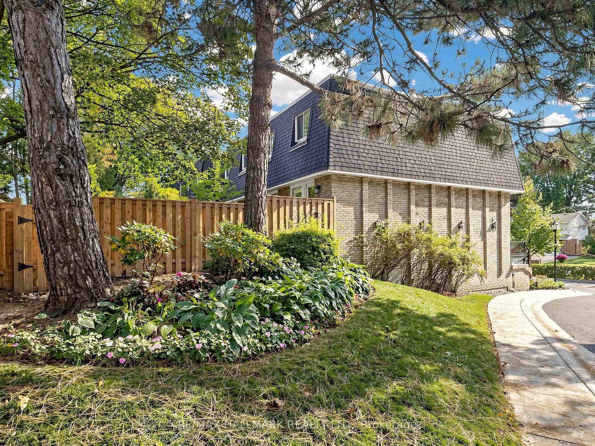 Photo 43 of 282 Royal Orchard Boulevard, Markham, Royal Orchard — HOMEH