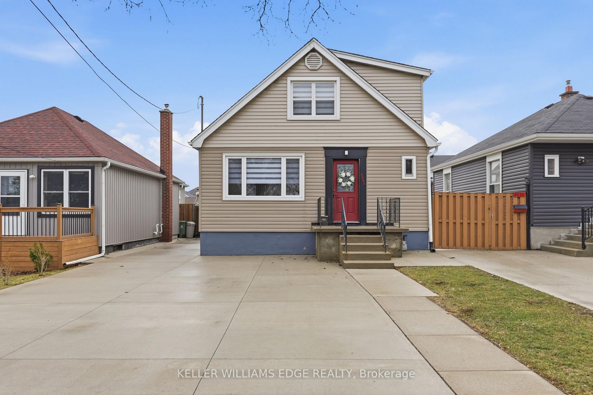Photo 1 of 2062 Barton Street E, Hamilton, McQuesten — HOMEH