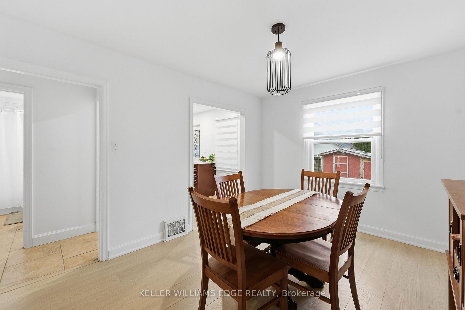 Photo 9 of 2062 Barton Street E, Hamilton, McQuesten — HOMEH
