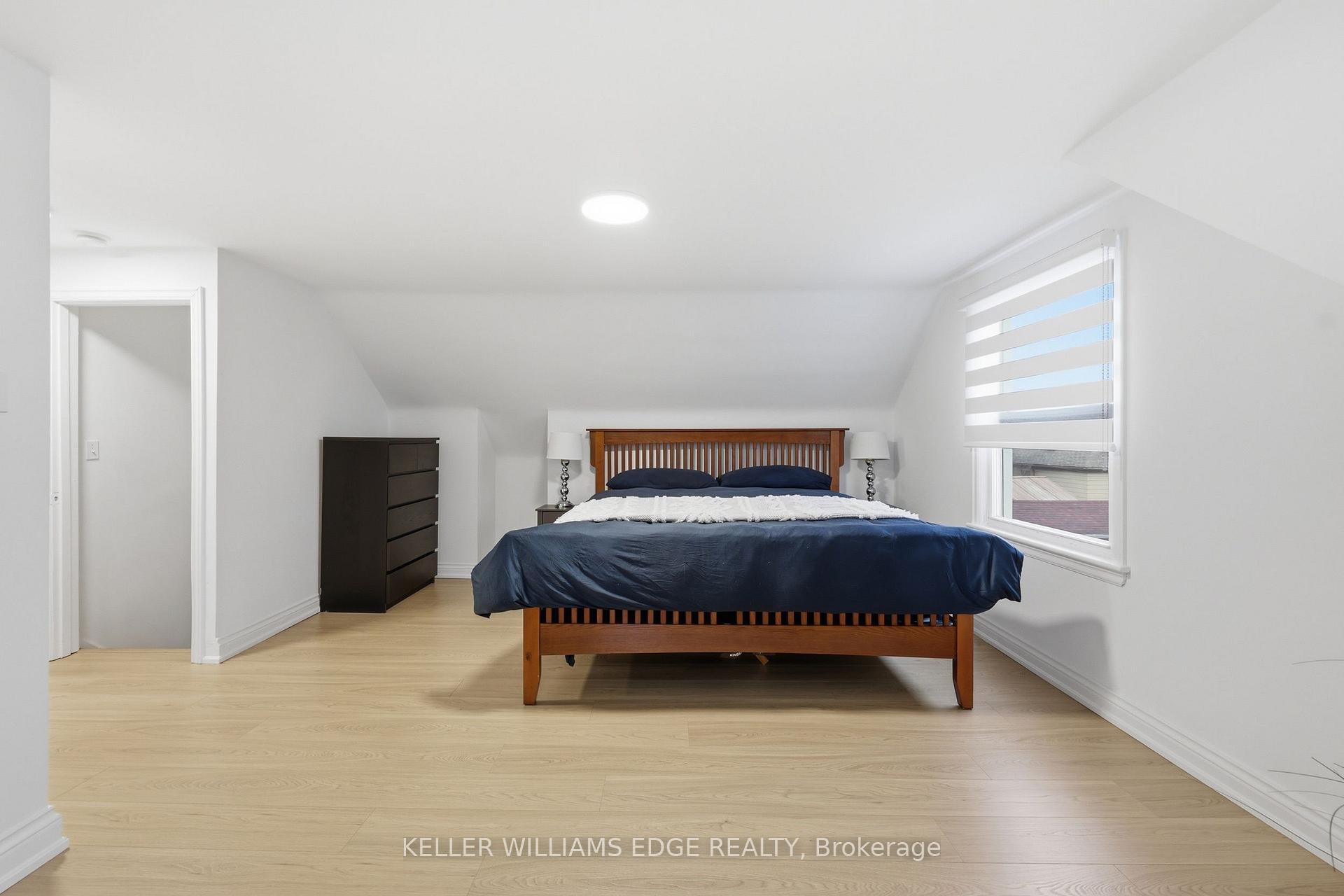 Photo 11 of 2062 Barton Street E, Hamilton, McQuesten — HOMEH
