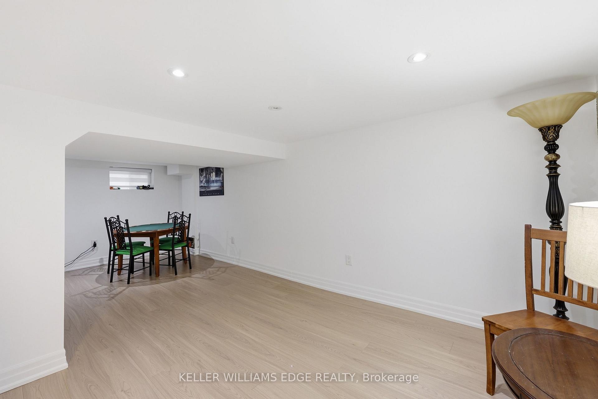 Photo 18 of 2062 Barton Street E, Hamilton, McQuesten — HOMEH