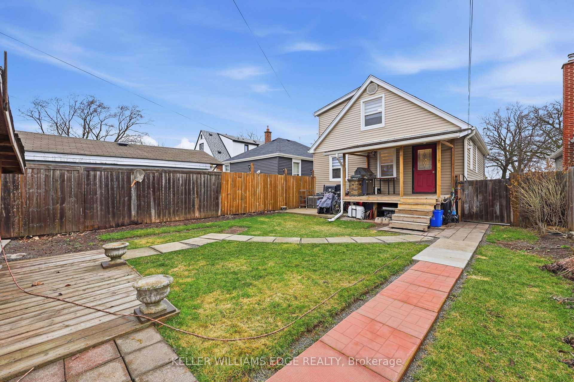 Photo 22 of 2062 Barton Street E, Hamilton, McQuesten — HOMEH