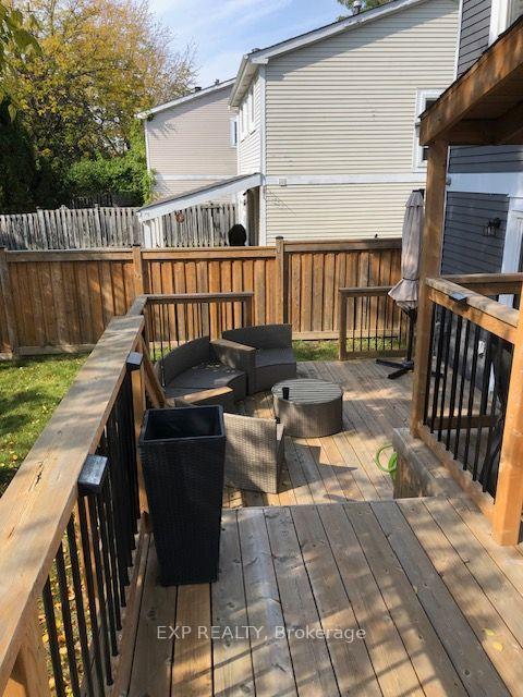 Photo 11 of 30 Somerset Drive, Brampton, Heart Lake West — HOMEH