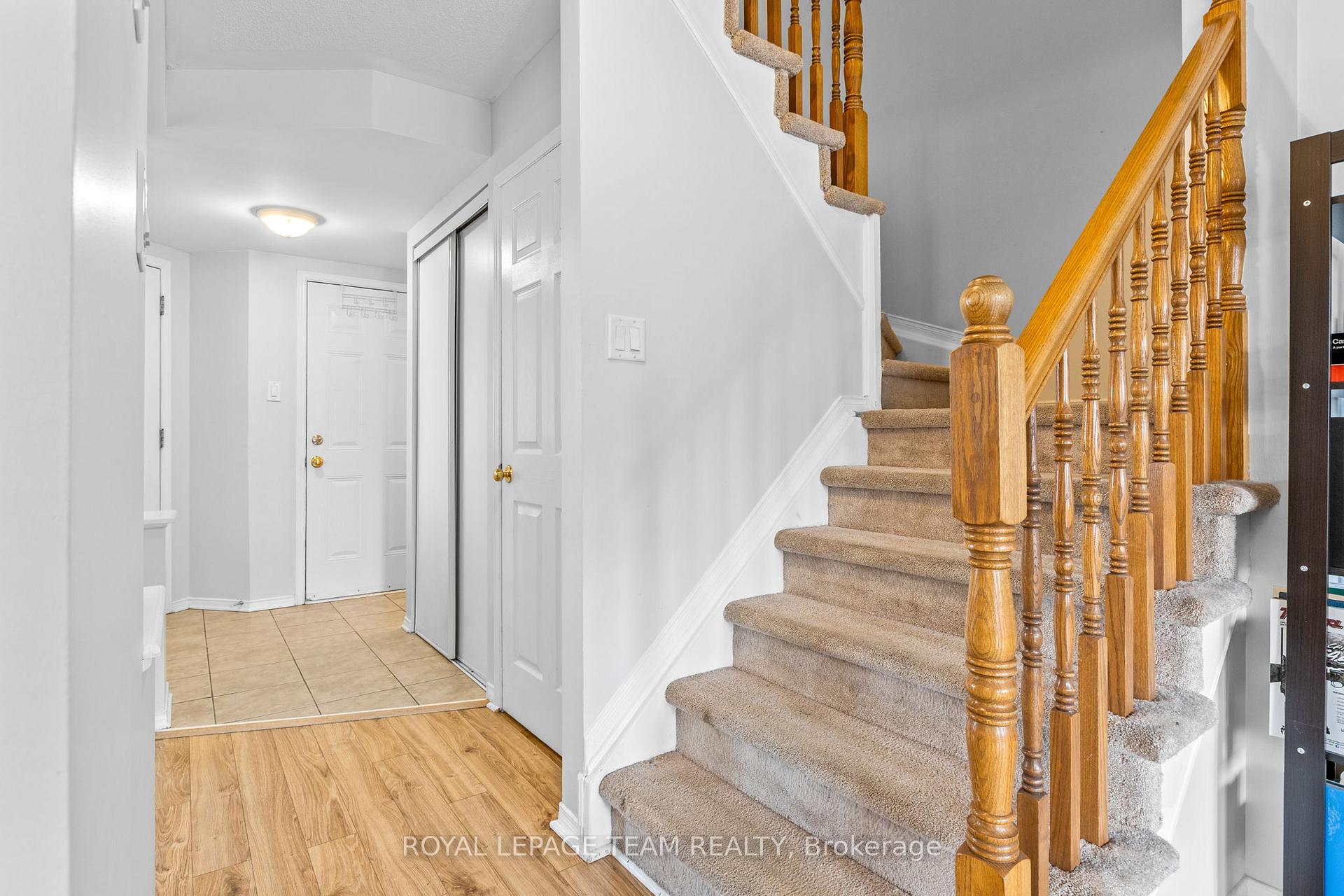Photo 13 of 92 Wolff Crescent, Arnprior, Arnprior — HOMEH