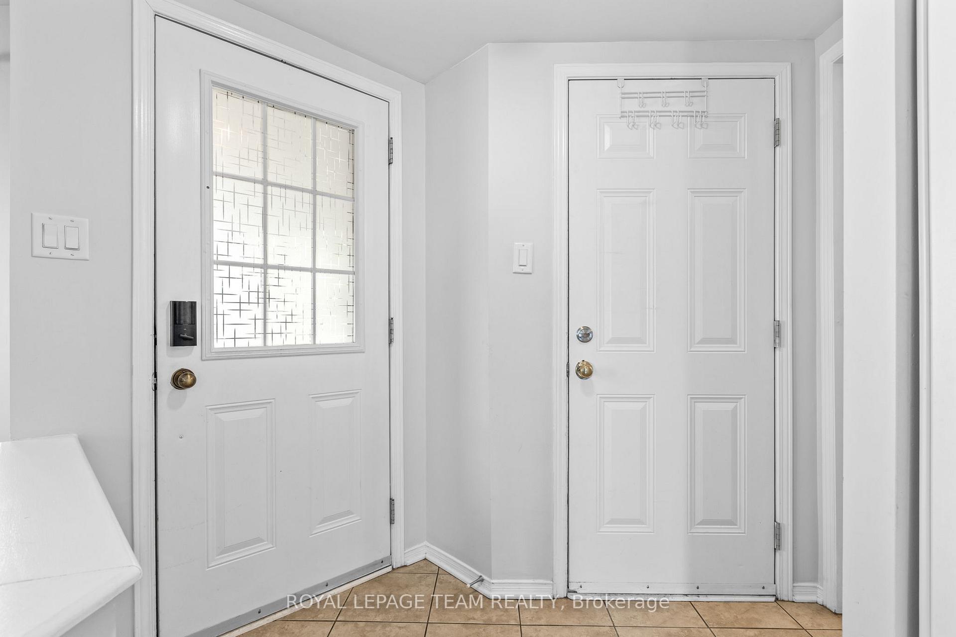 Photo 14 of 92 Wolff Crescent, Arnprior, Arnprior — HOMEH