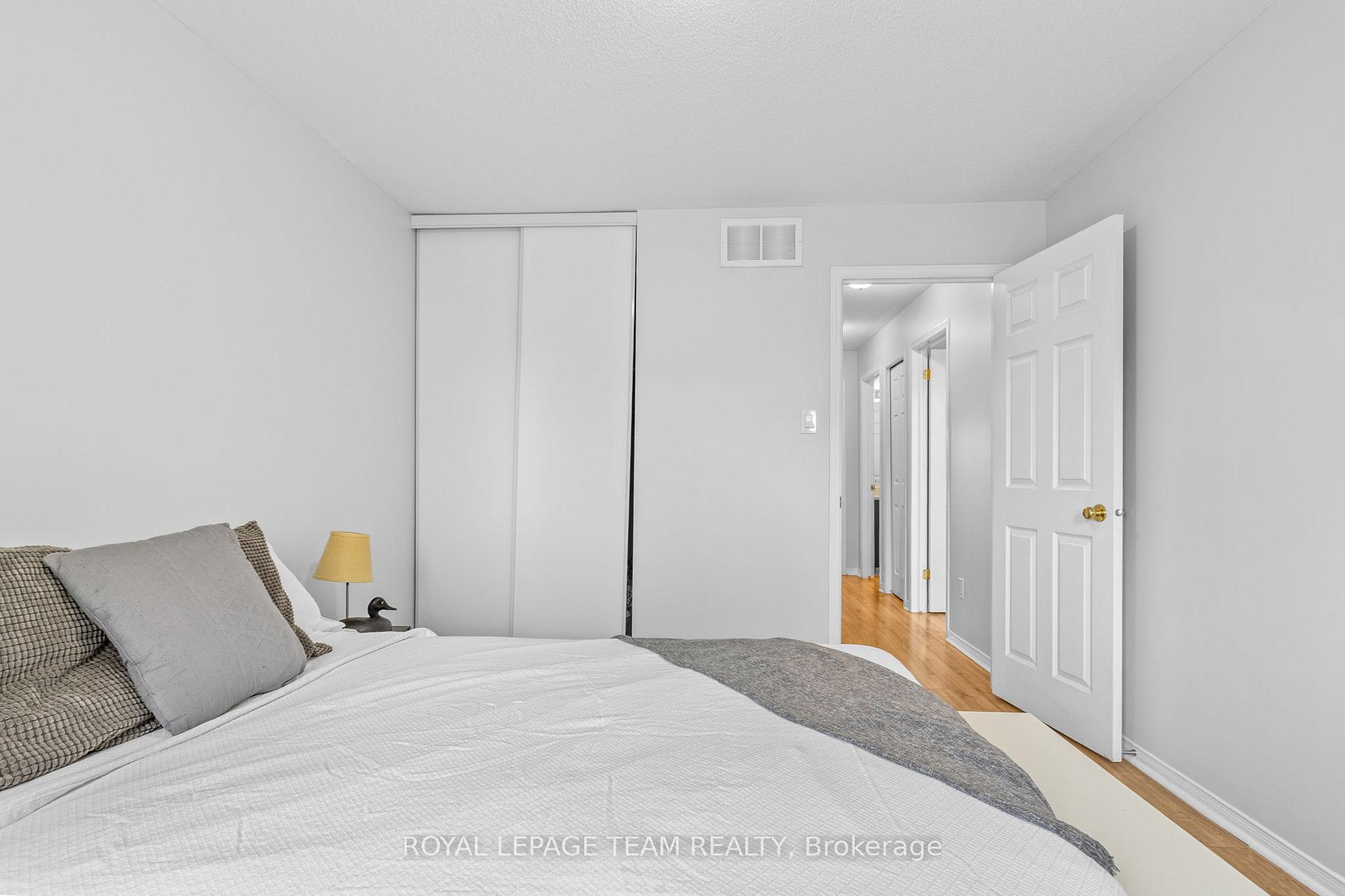 Photo 22 of 92 Wolff Crescent, Arnprior, Arnprior — HOMEH