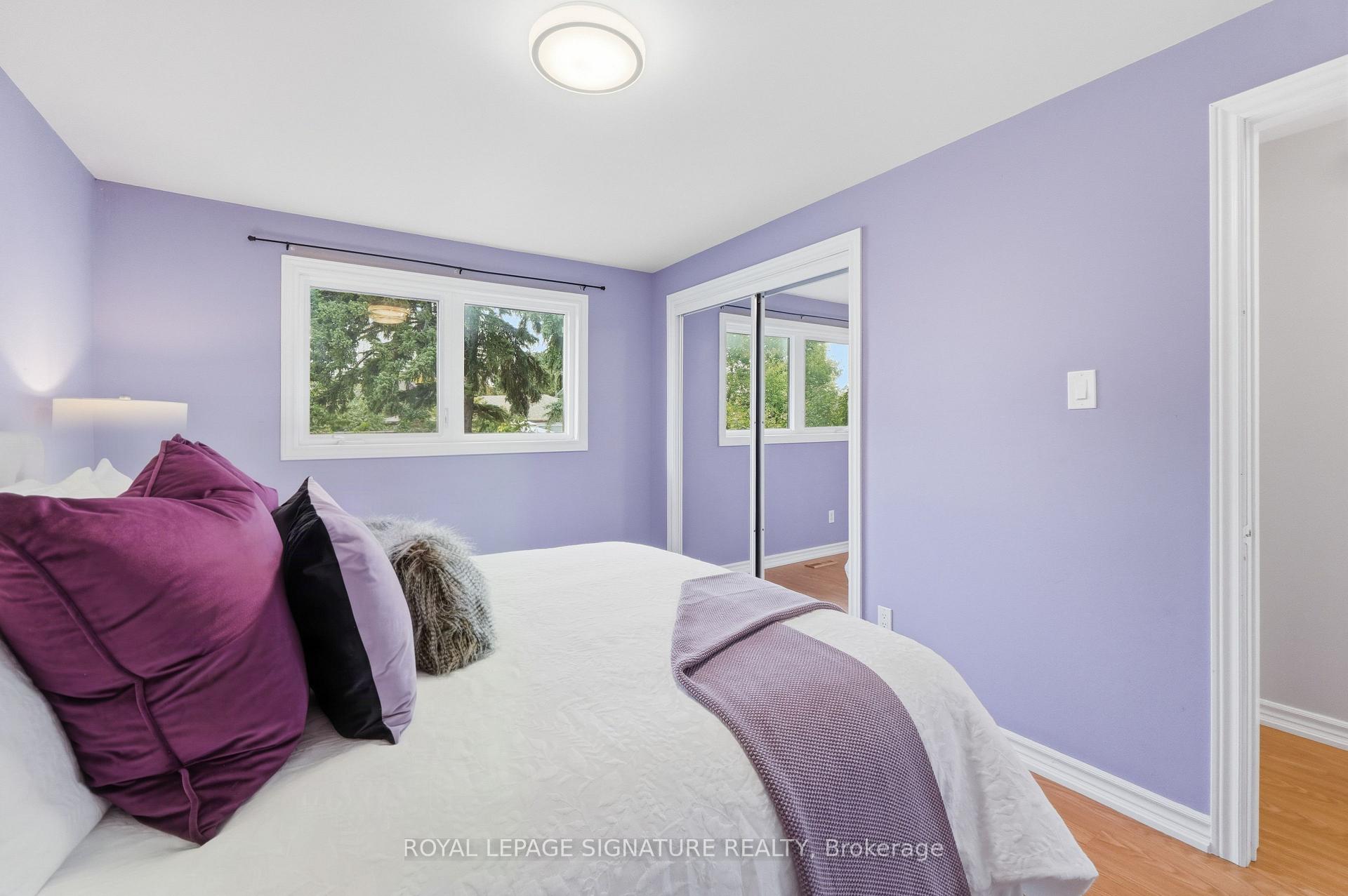 Photo 22 of 50 Killamarsh Drive, North York, York University Heights — HOMEH