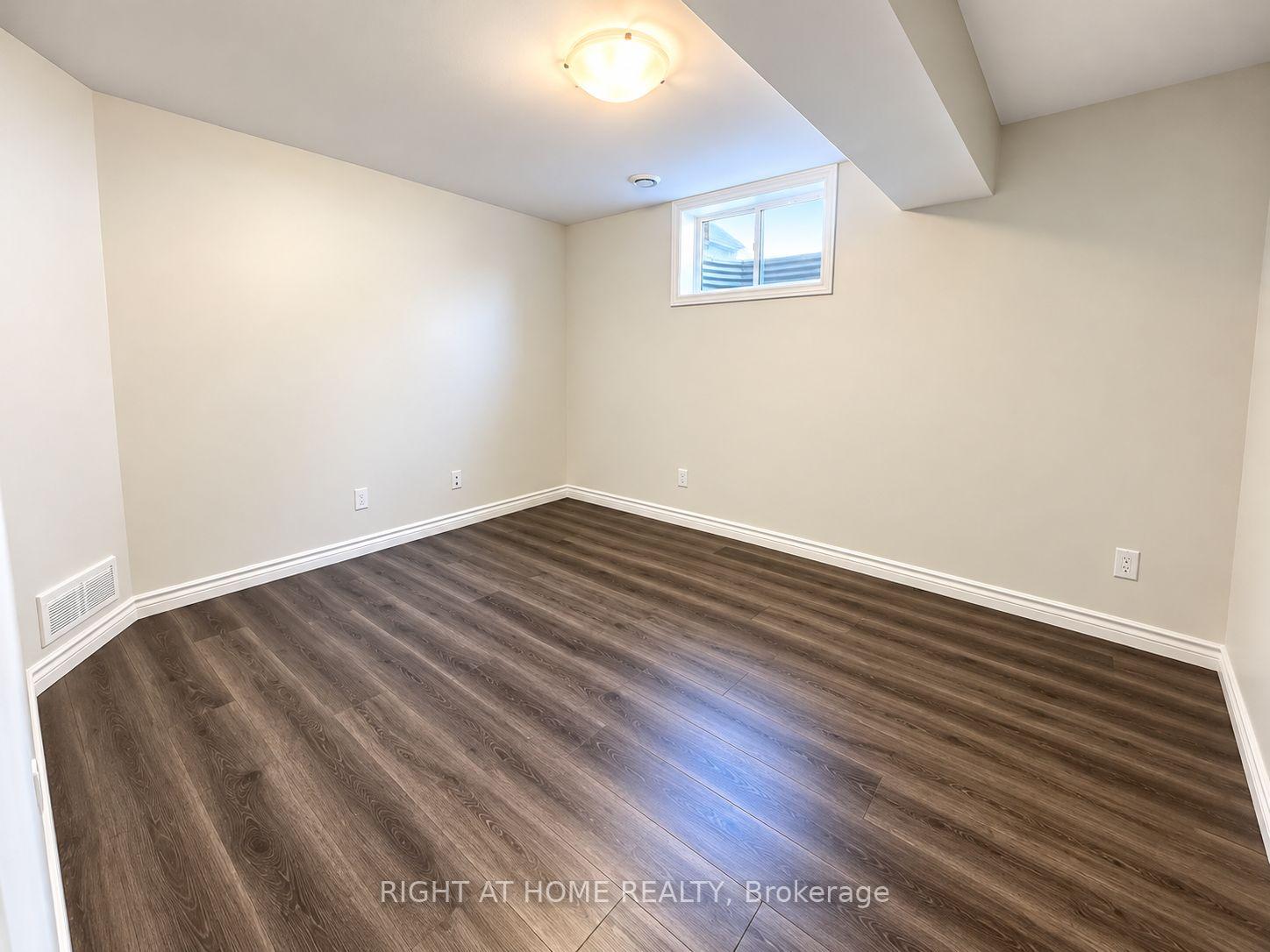Photo 7 of 64 Ledgerock Court, Quinte West, Sidney Ward — HOMEH