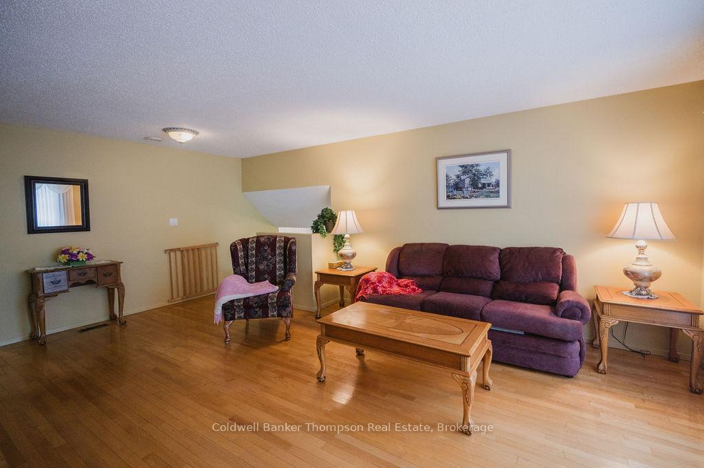 Photo 14 of 49 High Street, Sundridge — HOMEH