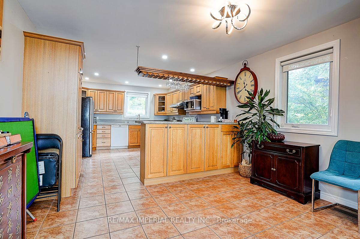 Photo 10 of 102 Percy Crescent, Scugog, Rural Scugog — HOMEH