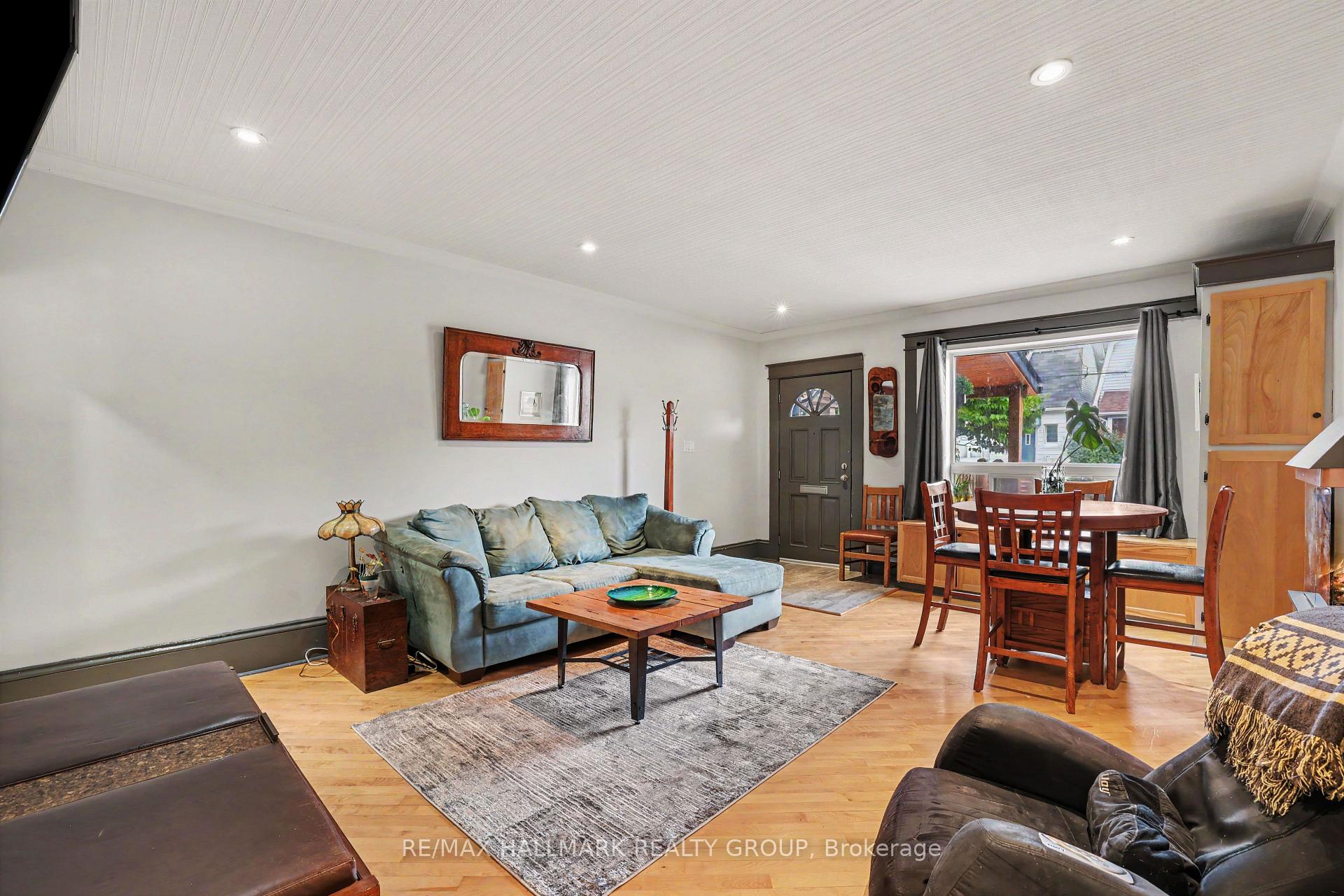 Photo 4 of 116 Hamilton Avenue N, Ottawa, Ottawa West — HOMEH
