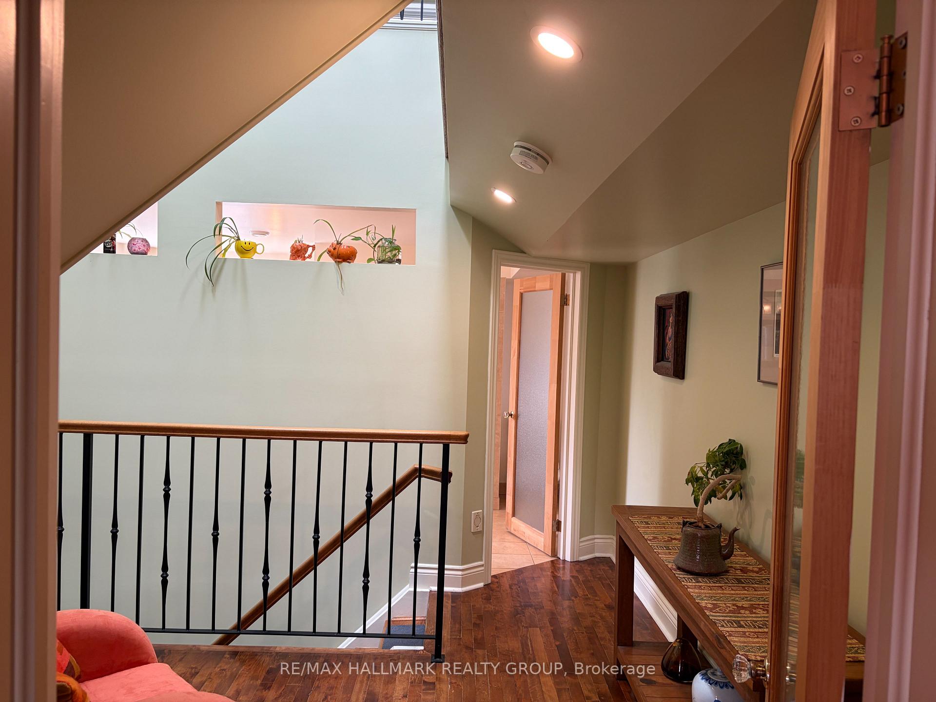 Photo 14 of 116 Hamilton Avenue N, Ottawa, Ottawa West — HOMEH
