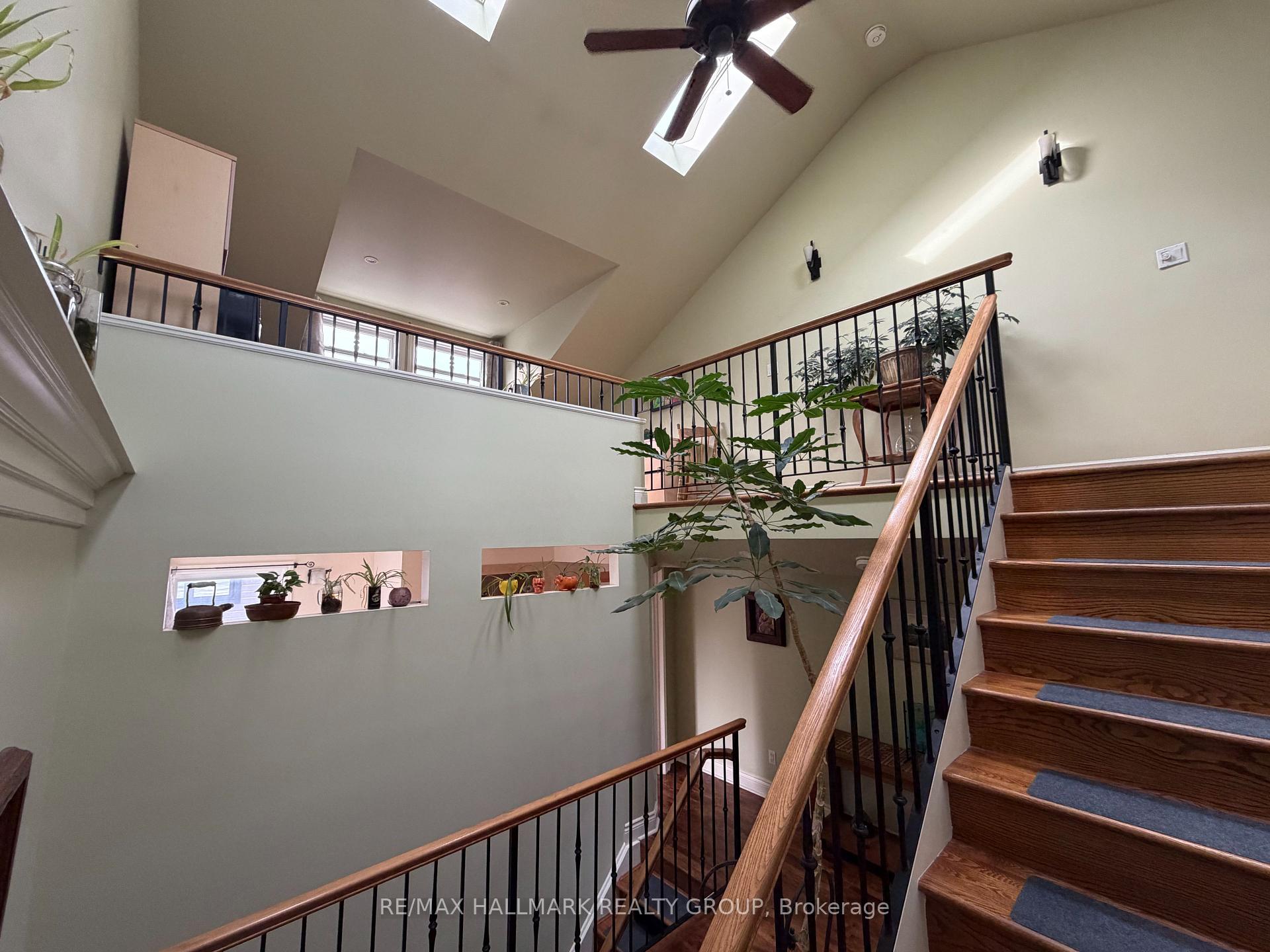 Photo 18 of 116 Hamilton Avenue N, Ottawa, Ottawa West — HOMEH